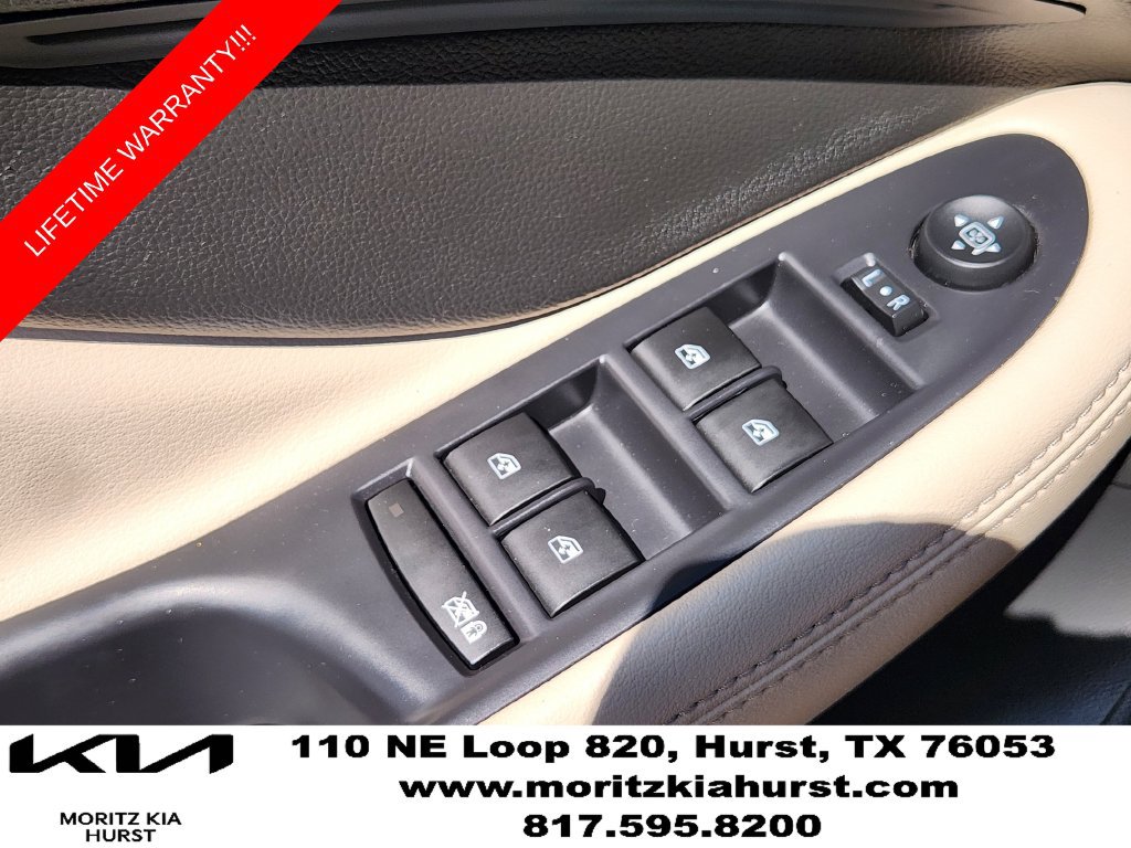 Used 2019 Buick Envision Essence FWD image 25