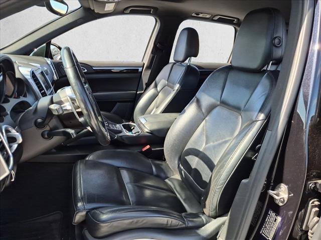 Used 2016 Porsche Cayenne AWD/4WD image 11