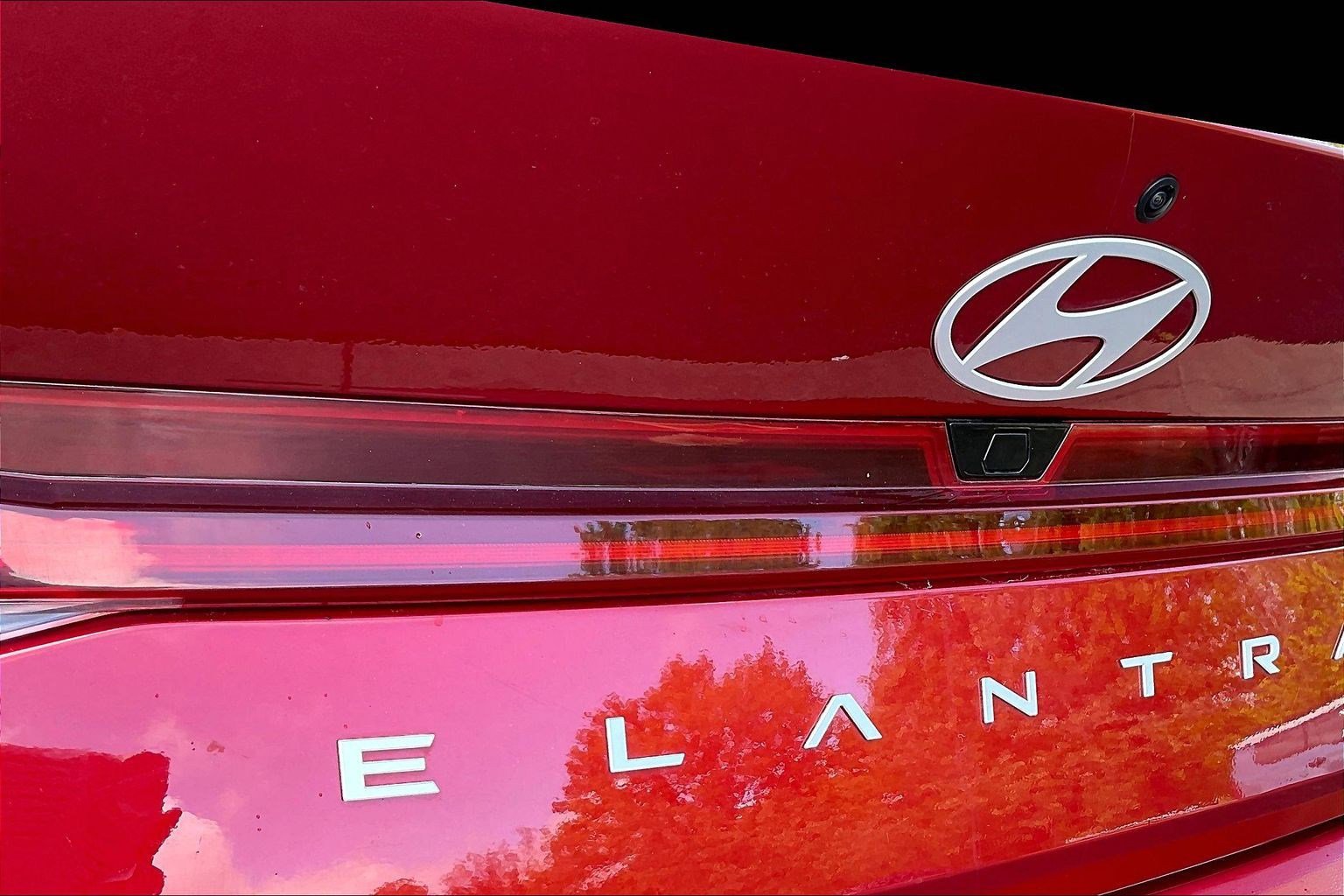 Used 2024 Hyundai Elantra SEL w/ Convenience Package FWD image 23