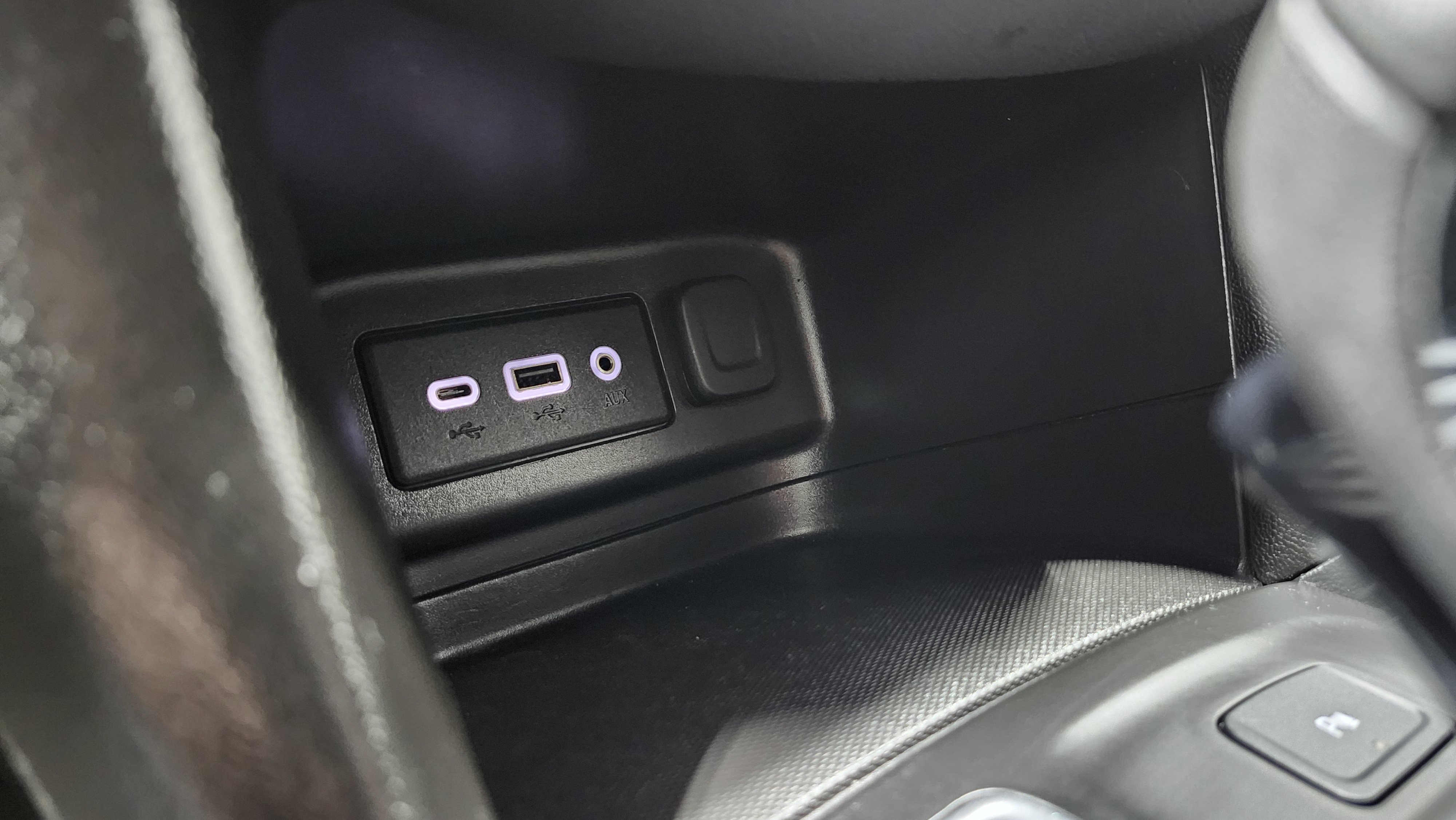 Used 2024 Chevrolet Equinox LT image 8