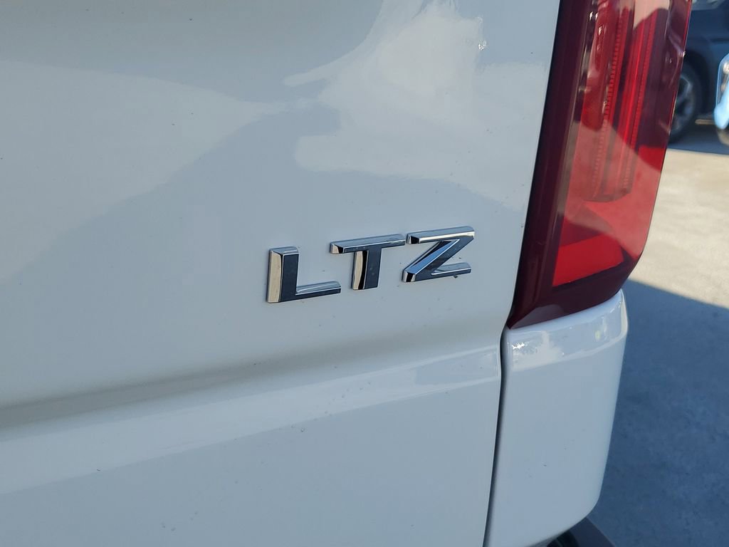 New 2026 Chevrolet Silverado 1500 LTZ w/ LTZ Premium Package AWD/4WD image 8