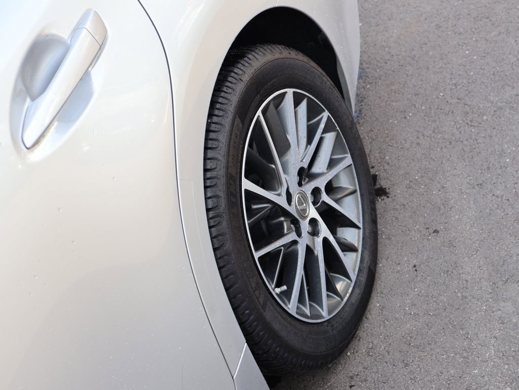 Used 2018 Lexus ES 350 w/ Luxury Package w/Wood Trim FWD image 35