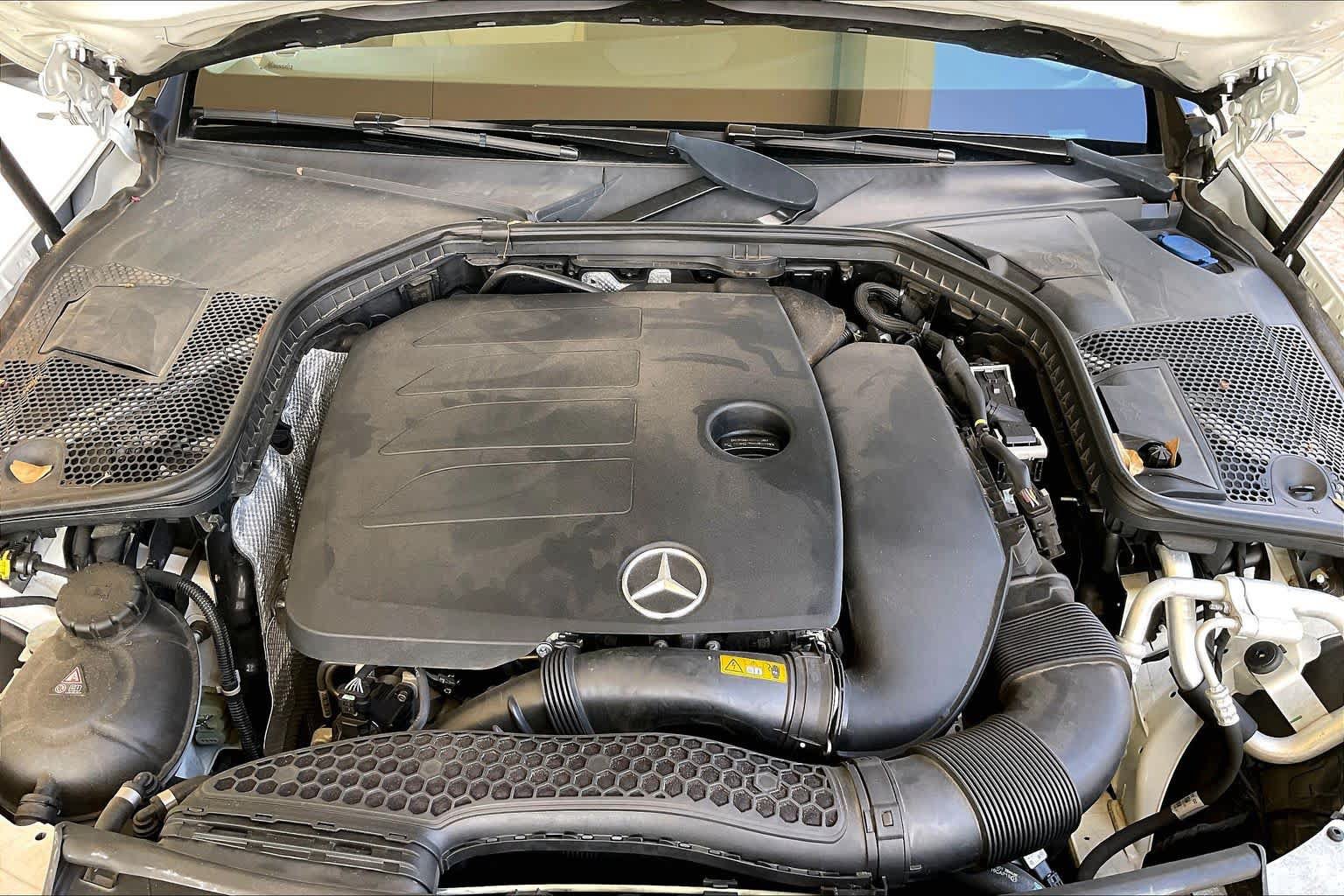 Used 2021 Mercedes-Benz C 300 Sedan image 29
