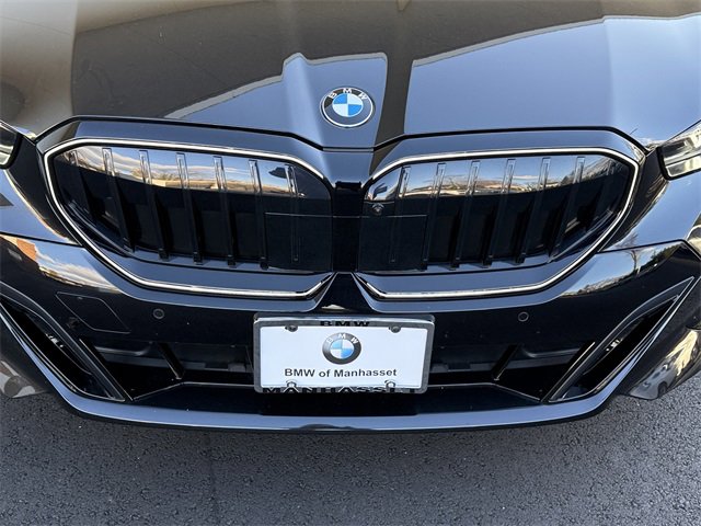 Used 2025 BMW 530i xDrive 530i xDrive w/ M Sport Package image 39