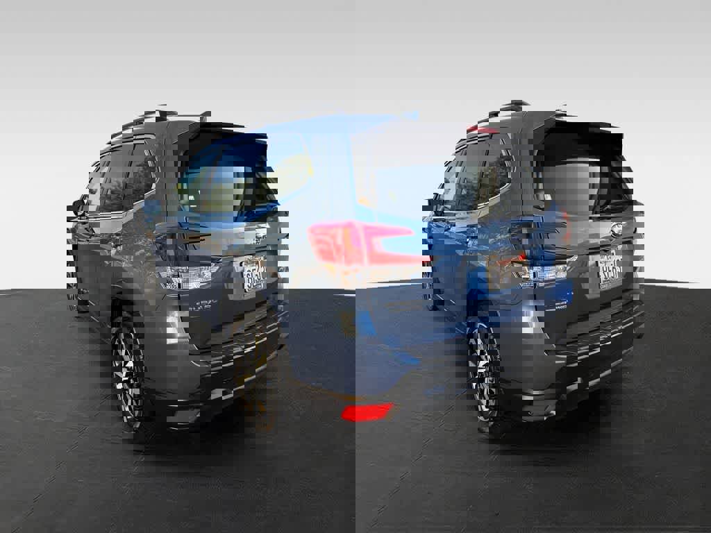 Used 2019 Subaru Forester Limited AWD/4WD image 5