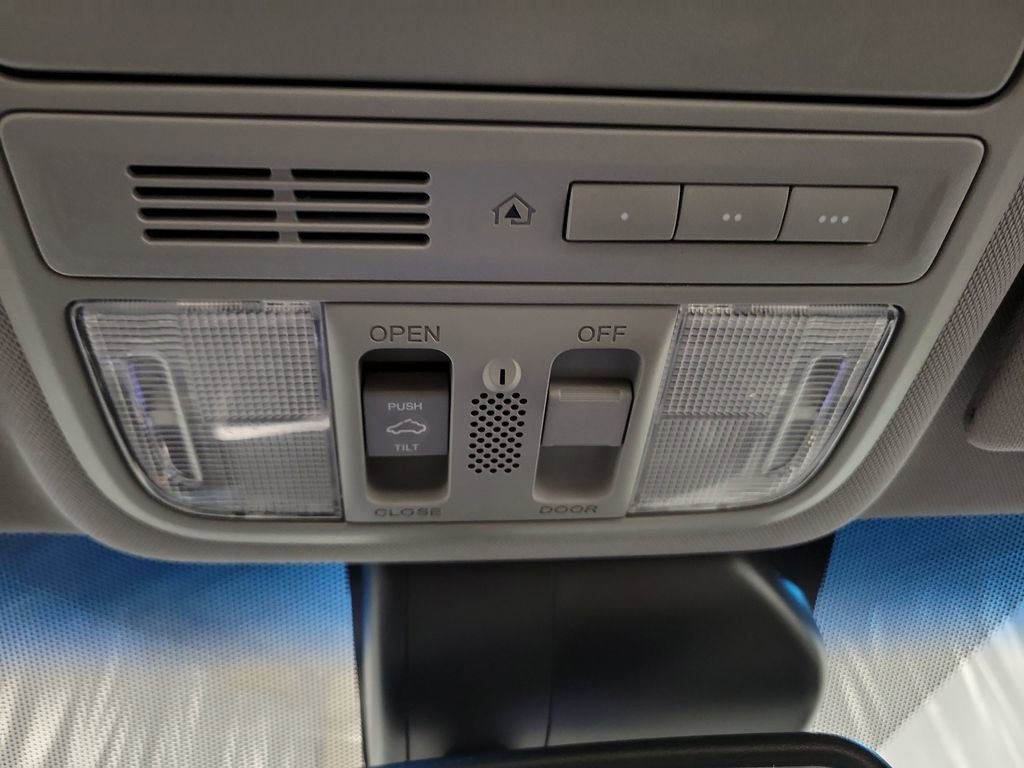 Used 2013 Honda Accord Touring image 21