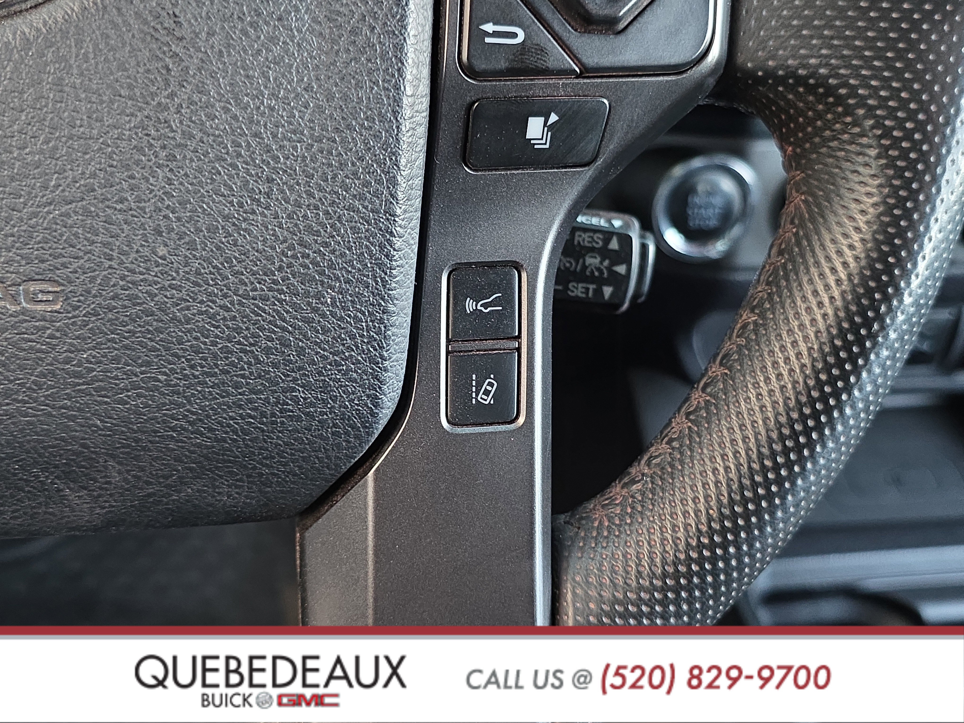 Used 2018 Toyota Tacoma TRD Off-Road w/ Technology Package image 16