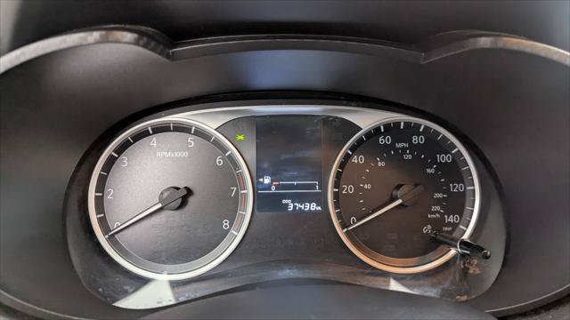 Used 2025 Nissan Versa S FWD image 24
