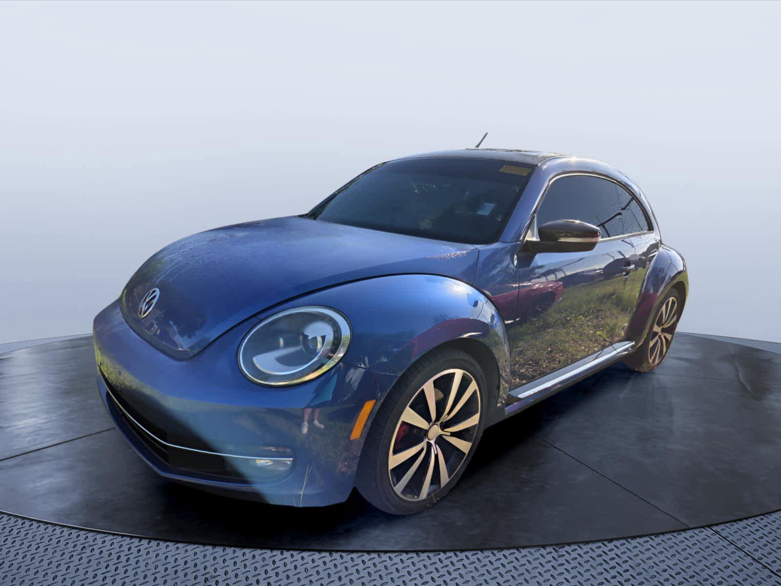Used 2013 Volkswagen Beetle 2.0T FWD image 1