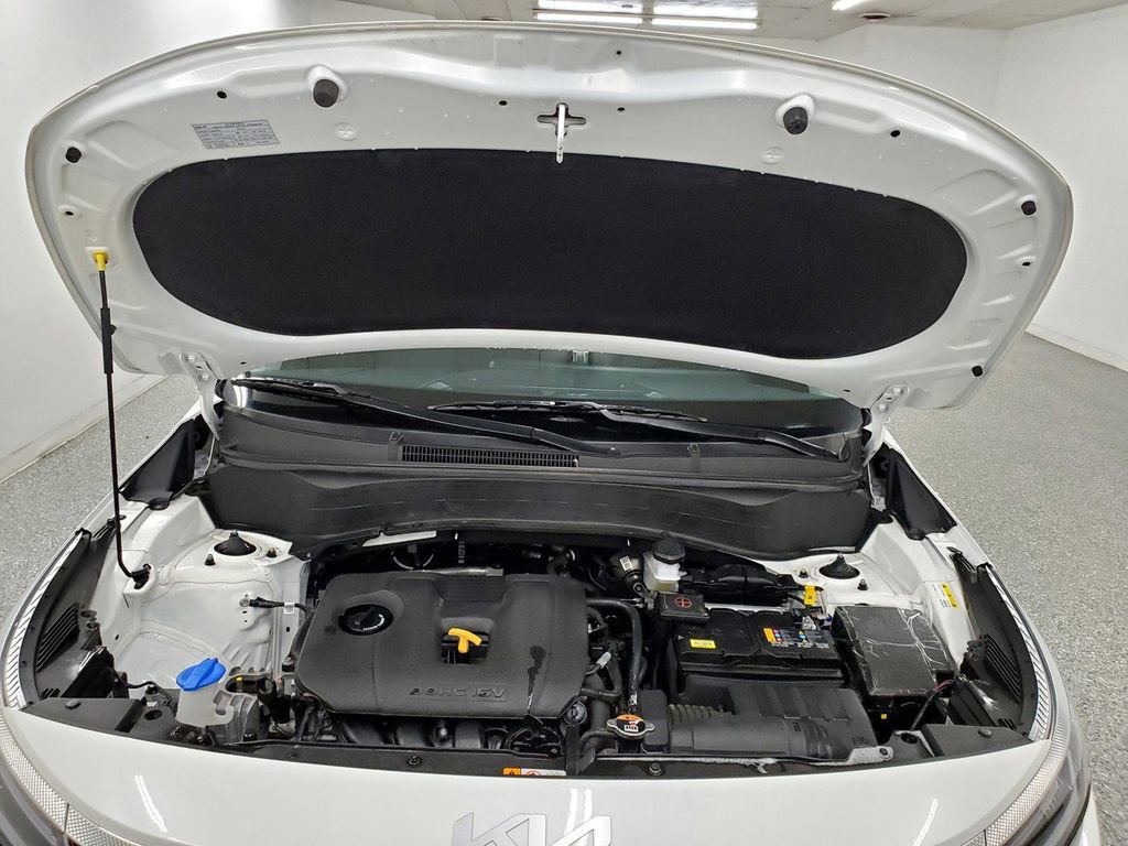 Used 2024 Kia Seltos S image 9