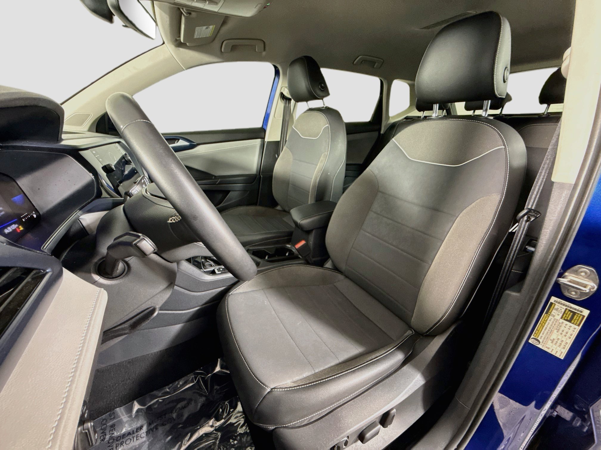 Used 2023 Volkswagen Taos SE FWD image 22