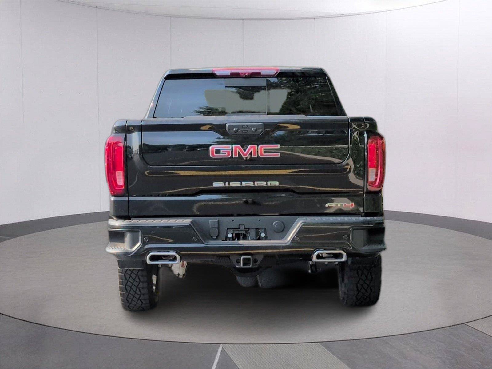 New 2026 GMC Sierra 1500 AT4 w/ AT4 Premium Package AWD/4WD image 4