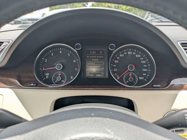 Used 2012 Volkswagen CC Lux FWD image 26