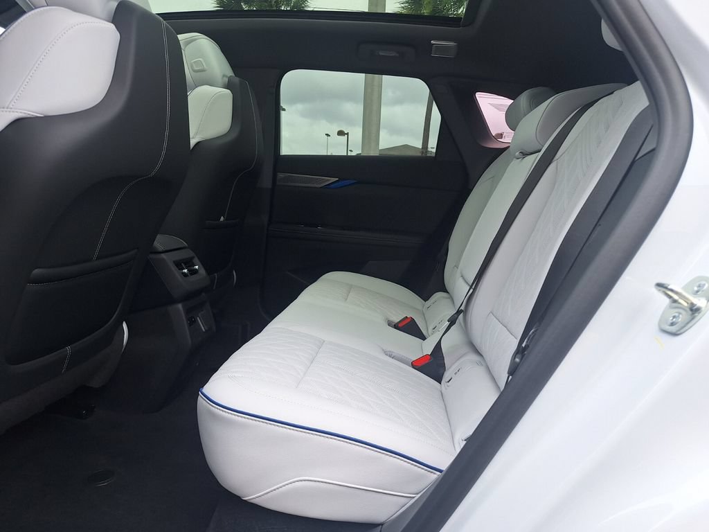 New 2026 Cadillac Optiq V AWD/4WD image 13