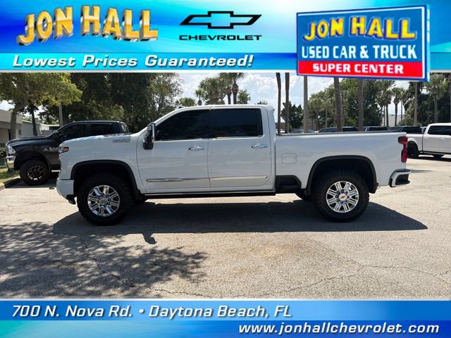 Used 2024 Chevrolet Silverado 2500 High Country w/ High Country Premium Package AWD/4WD image 4