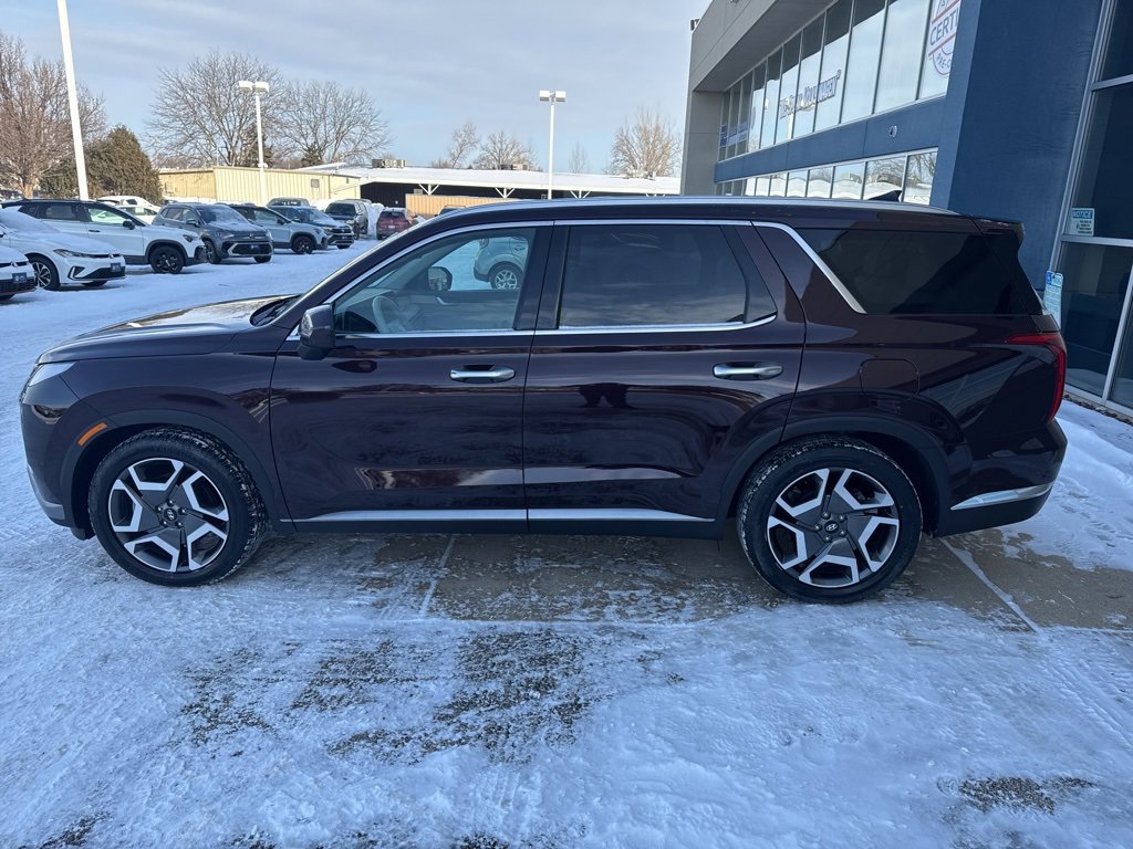 Used 2023 Hyundai Palisade Limited w/ Cargo Package image 5