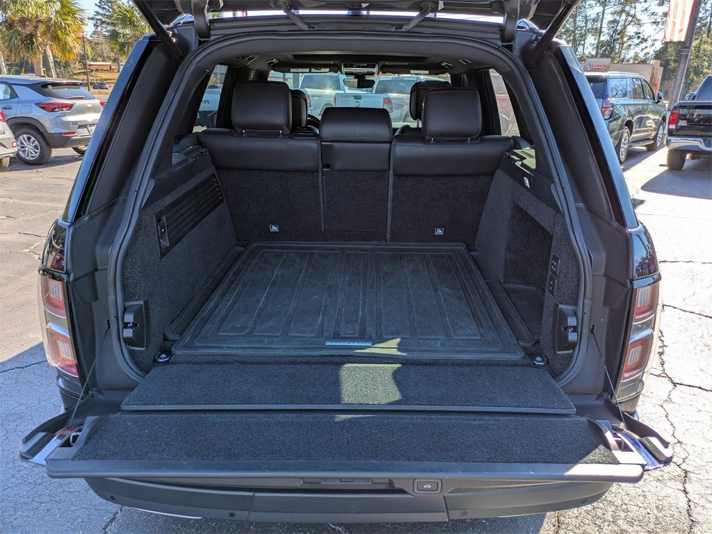 Used 2020 Land Rover Range Rover HSE image 13