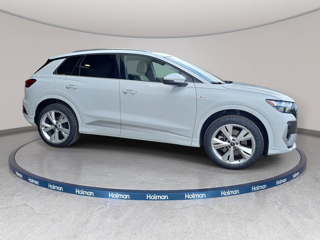 Used 2023 Audi Q4 e-tron Premium w/ Convenience Package AWD/4WD image 5