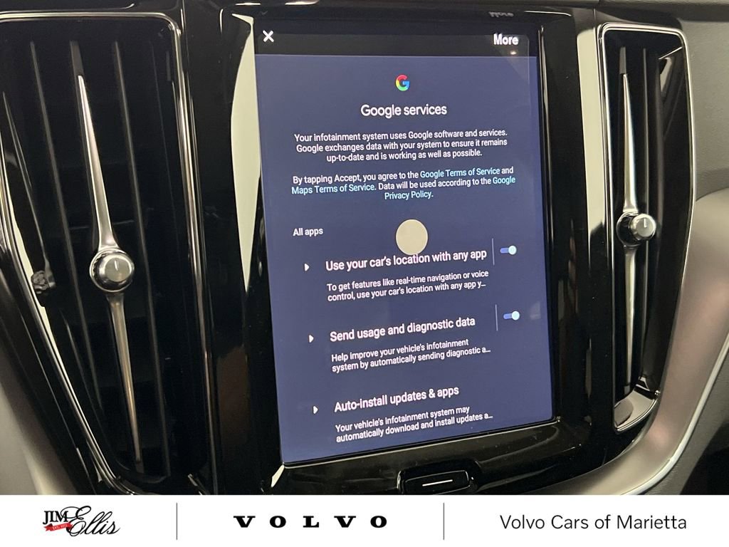 New 2025 Volvo XC60 B5 Core w/ Climate Package image 19