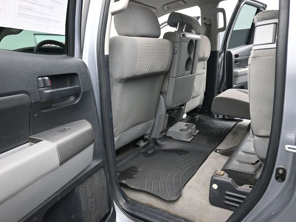 Used 2011 Toyota Tundra 4x4 Double Cab image 16