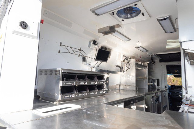 Used 2021 Mercedes-Benz Sprinter 4500 w/ Parking Package image 6