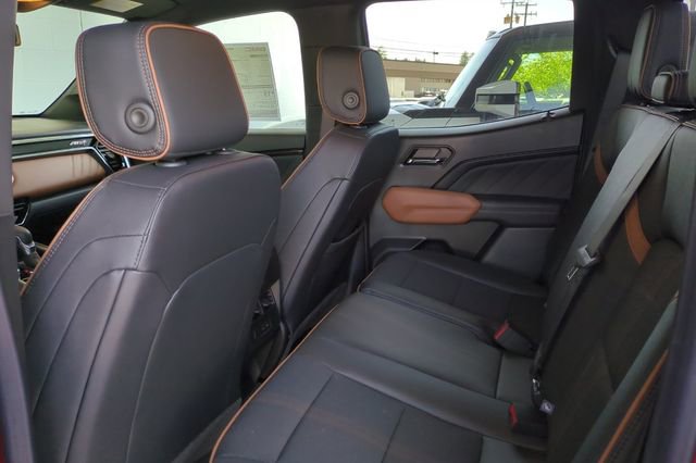 New 2026 GMC Canyon AT4 w/ LPO, Off Road Lift Package AWD/4WD image 12
