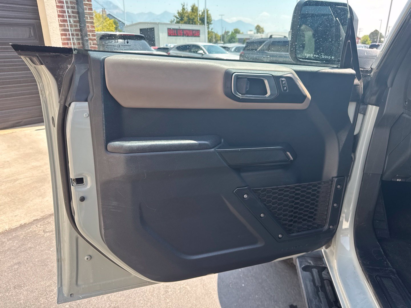 Used 2024 Ford Bronco Wildtrak AWD/4WD image 19