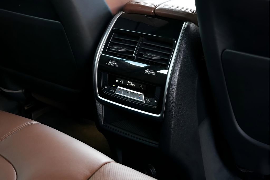 Used 2022 BMW X5 M w/ Competition Package 2 image 63