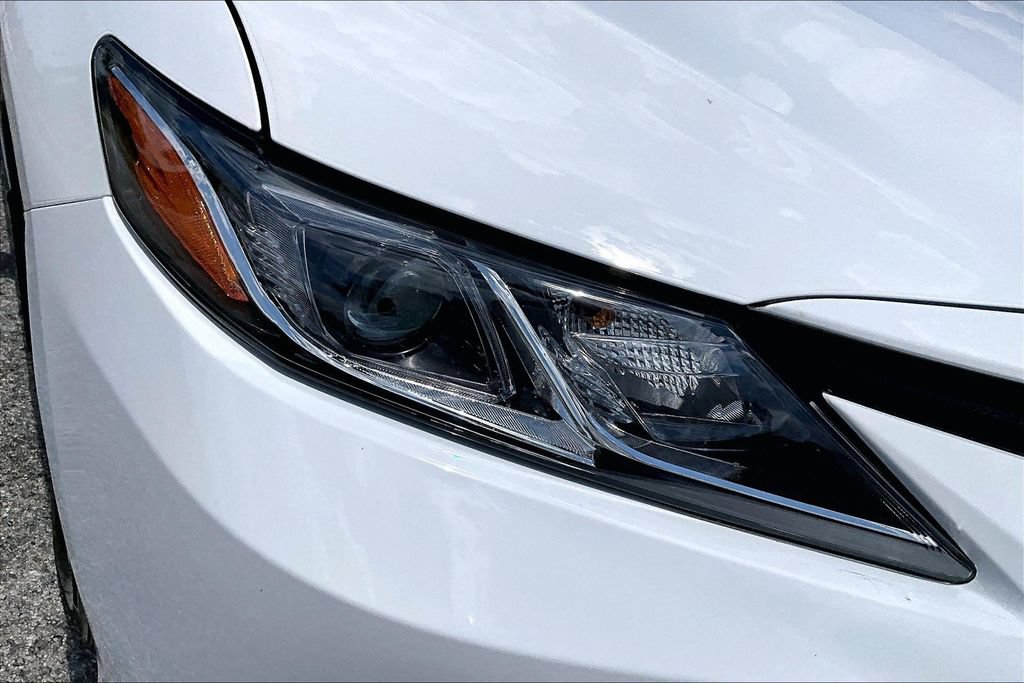 Used 2021 Toyota Camry LE w/ Protection Package (Q2) (TMS) FWD image 27