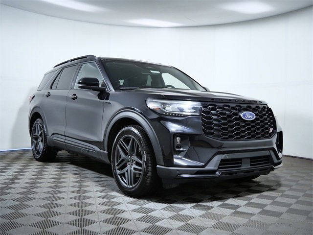 Used 2025 Ford Explorer ST