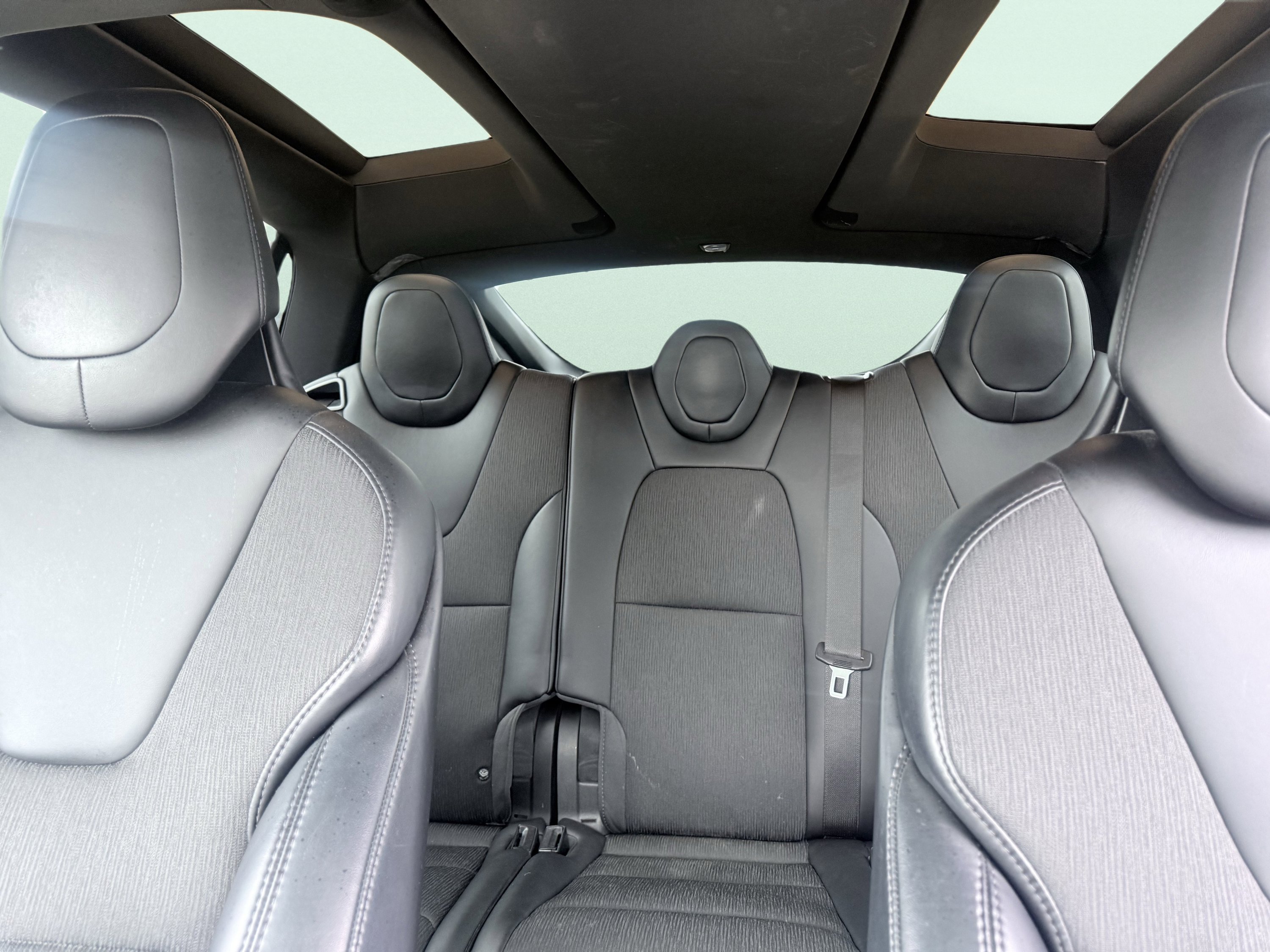 Used 2017 Tesla Model X 75D image 35