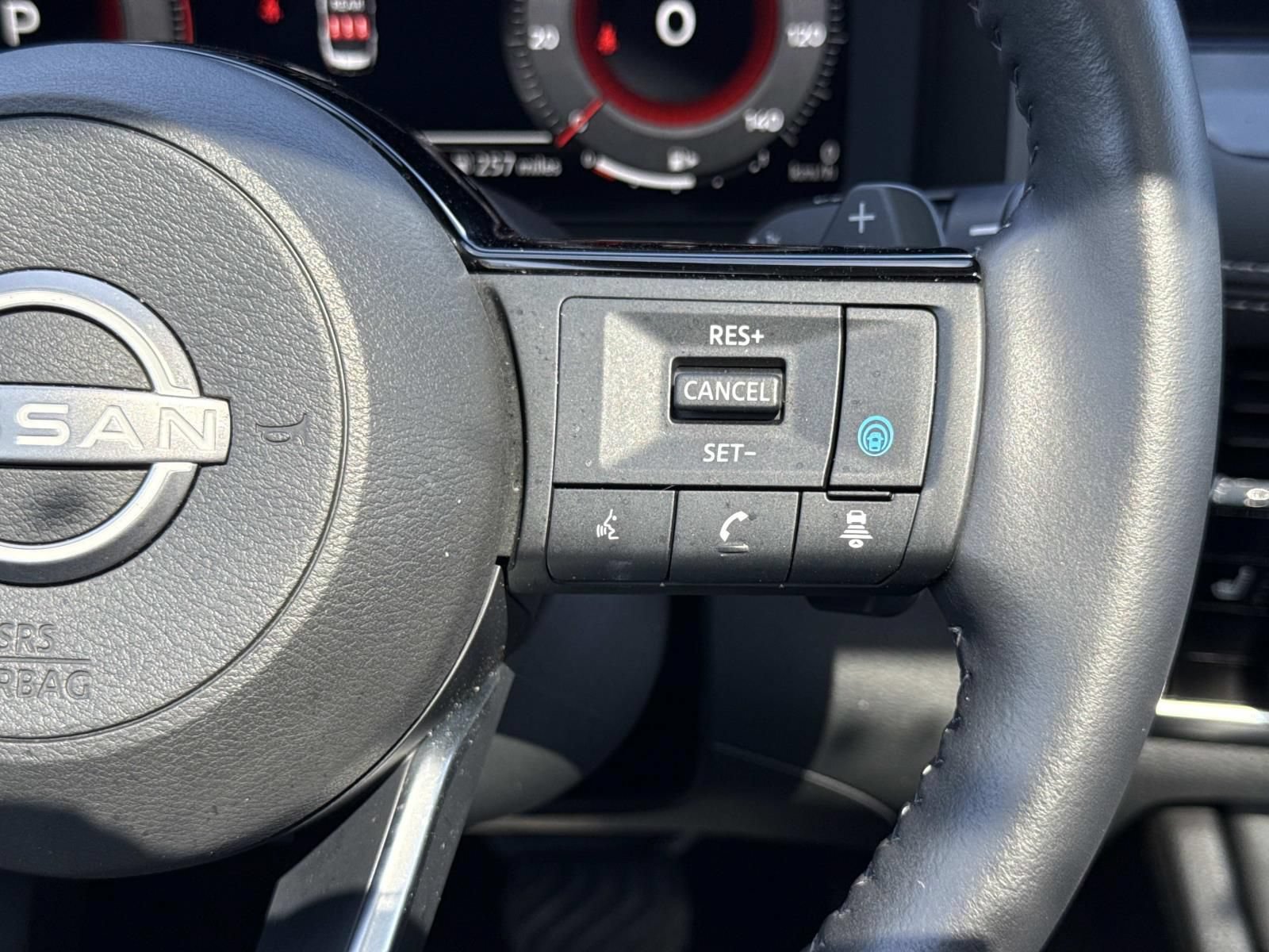 Used 2024 Nissan Rogue SL w/ SL Premium Package AWD/4WD image 14