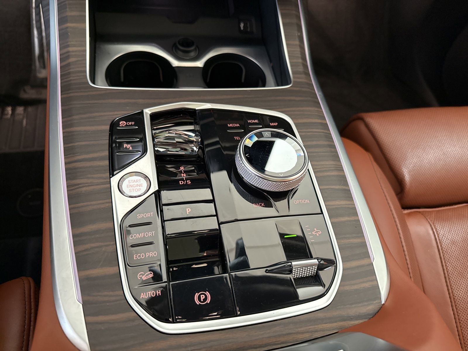 Certified 2025 BMW X7 M60i image 19