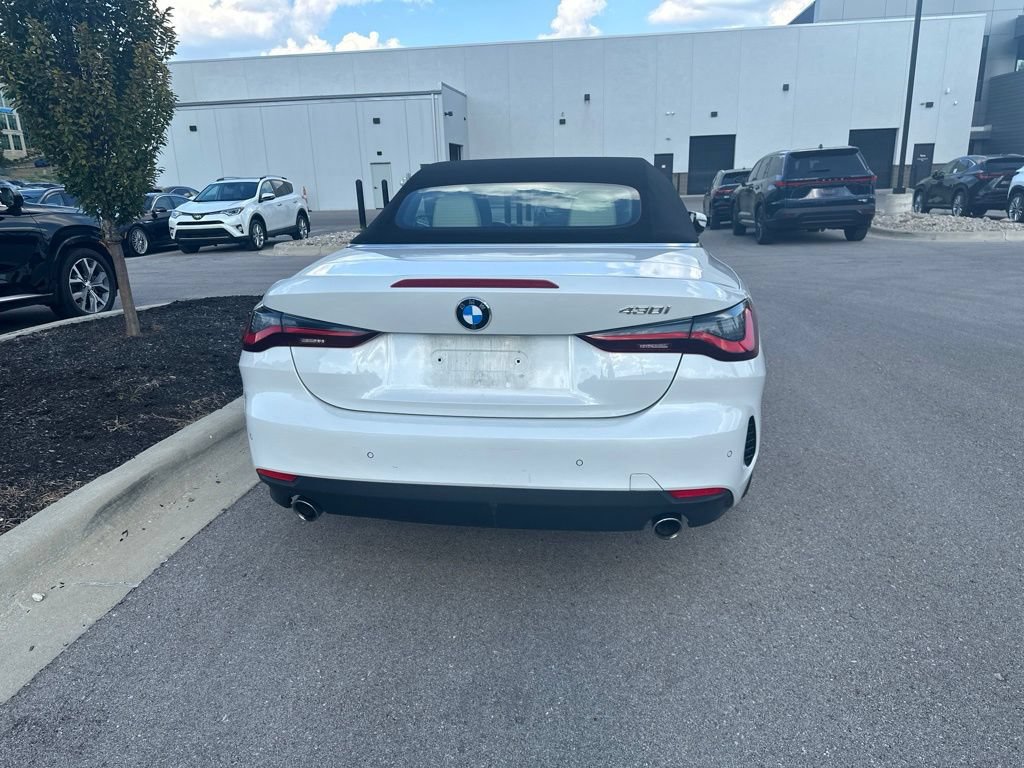 Used 2022 BMW 430i Convertible w/ Premium Package RWD image 4