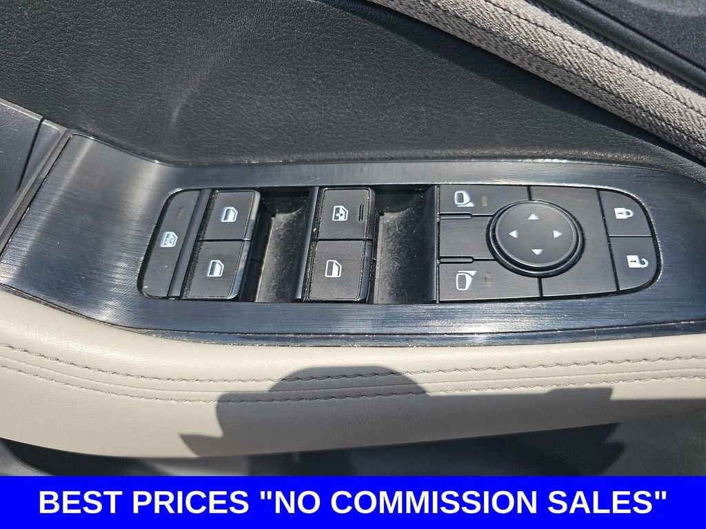 Used 2023 Nissan Rogue SV FWD image 26
