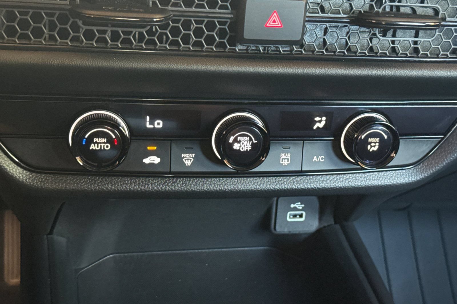 Used 2023 Honda HR-V LX image 26