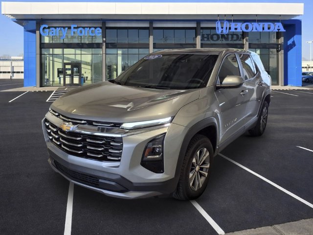 Used 2026 Chevrolet Equinox LT AWD/4WD image 4