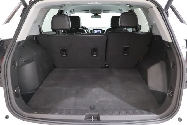 Used 2023 GMC Terrain SLT w/ Tech Package AWD/4WD image 34