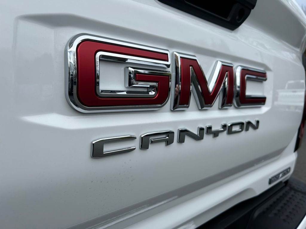 Used 2025 GMC Canyon Elevation w/ Convenience Package image 32