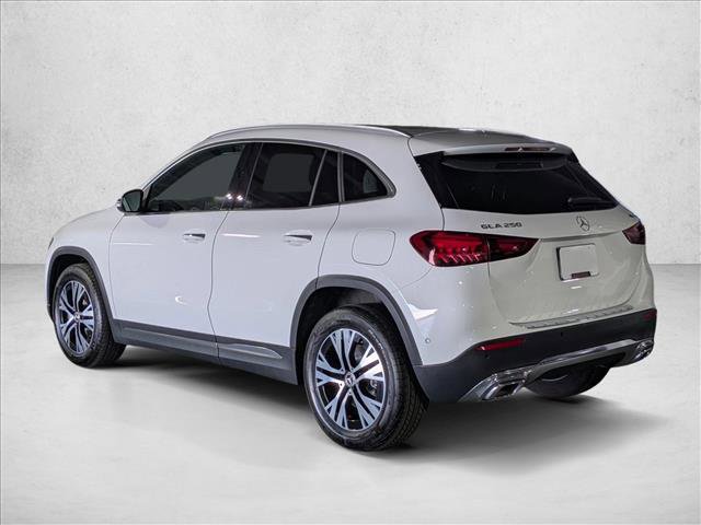 Certified 2025 Mercedes-Benz GLA 250 4MATIC image 11
