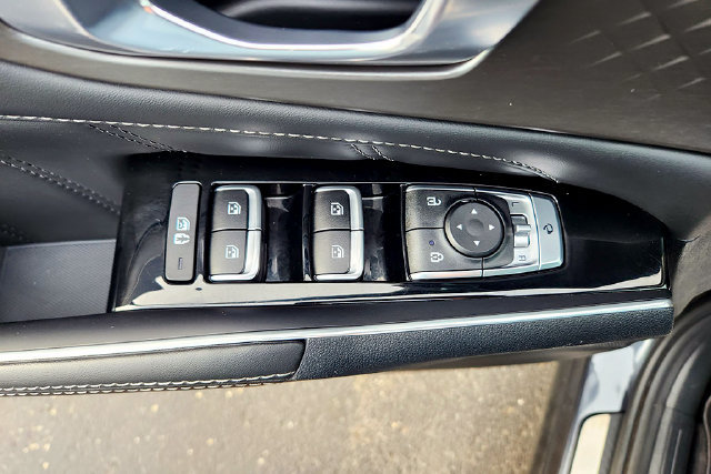 Used 2023 Kia Sorento SX AWD/4WD image 24