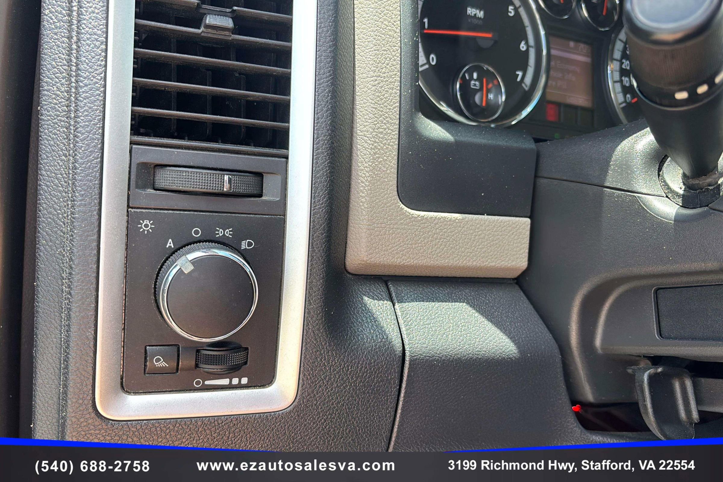 Used 2010 Dodge Ram 1500 Truck SLT w/ Luxury Group image 22