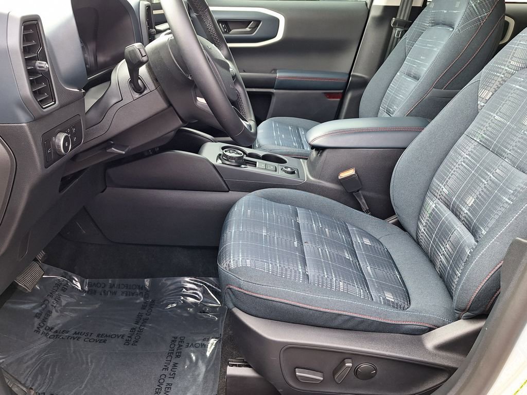 Used 2024 Ford Bronco Sport Heritage w/ Heritage Convenience Package image 11