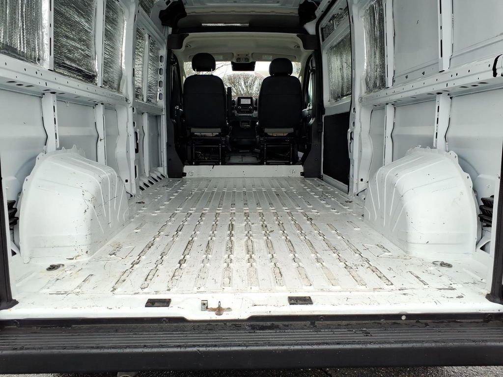 Used 2023 RAM ProMaster 2500 image 14