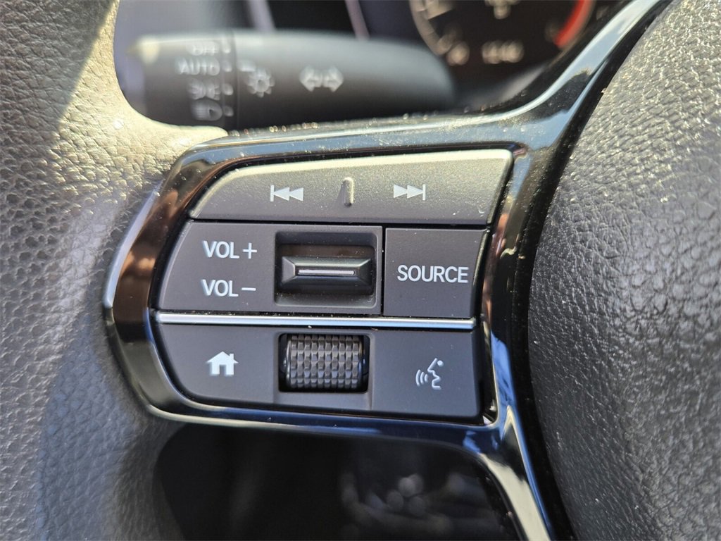 Certified 2025 Honda Civic LX image 25