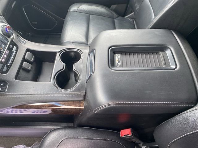 Used 2017 Chevrolet Suburban LT image 19