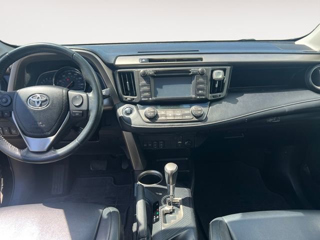 Used 2015 Toyota RAV4 Limited w/ Technology Package AWD/4WD image 10