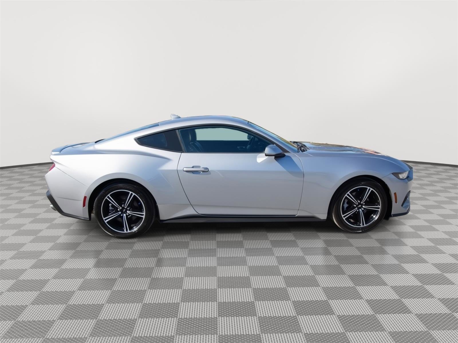 Used 2024 Ford Mustang Premium image 31