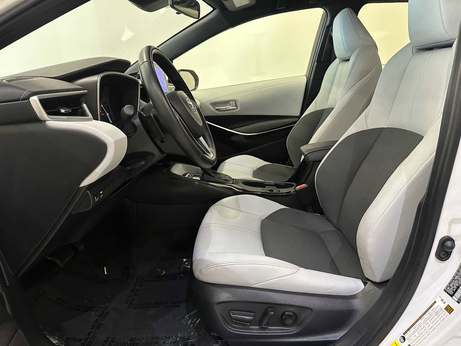 Certified 2023 Toyota Corolla XSE FWD image 25