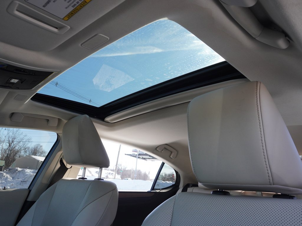 Used 2023 Lexus ES 250 w/ Premium Package image 21